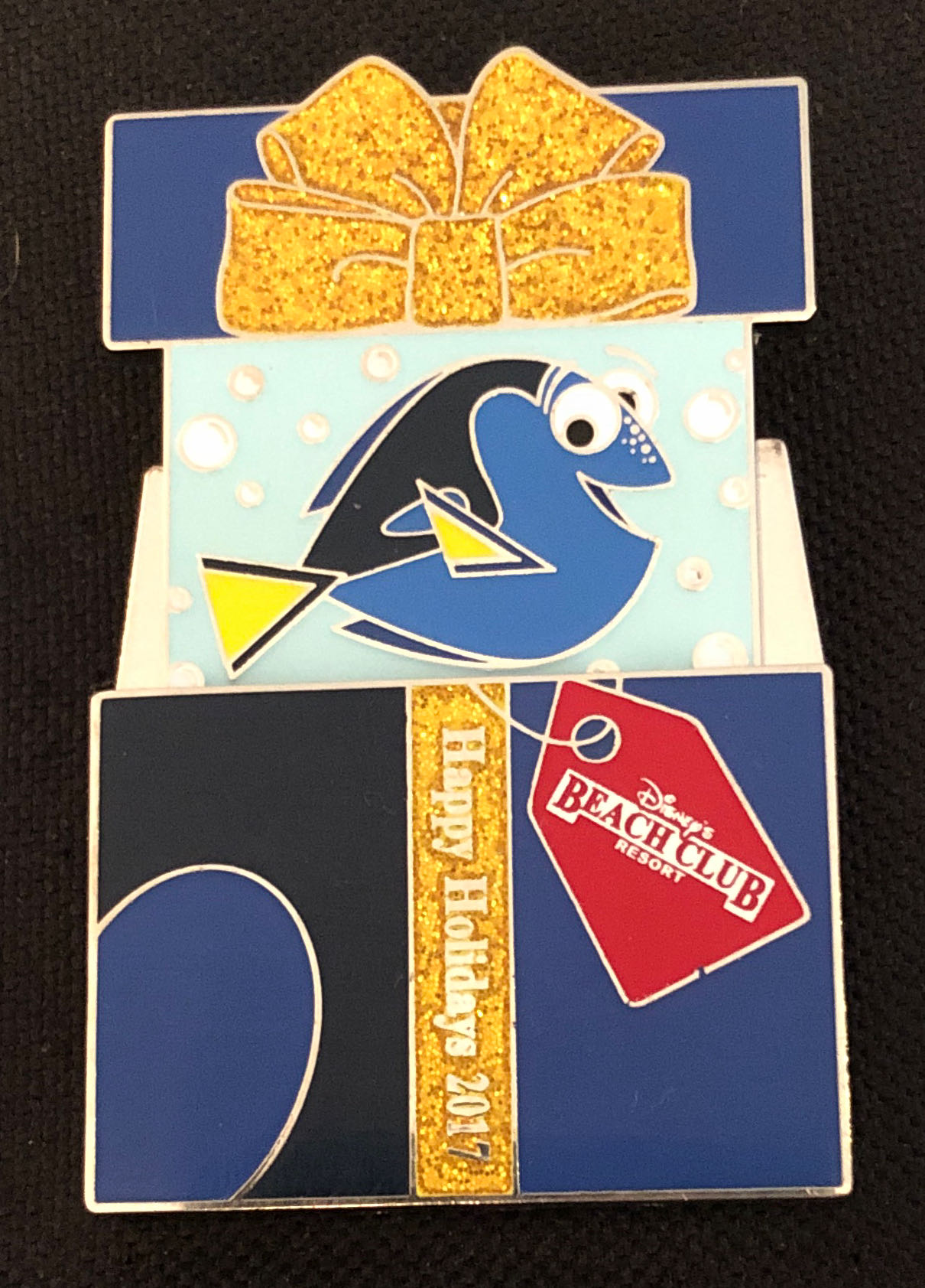 Beach Club Resort - Christmas 2017  pin collectible - Main Image 2