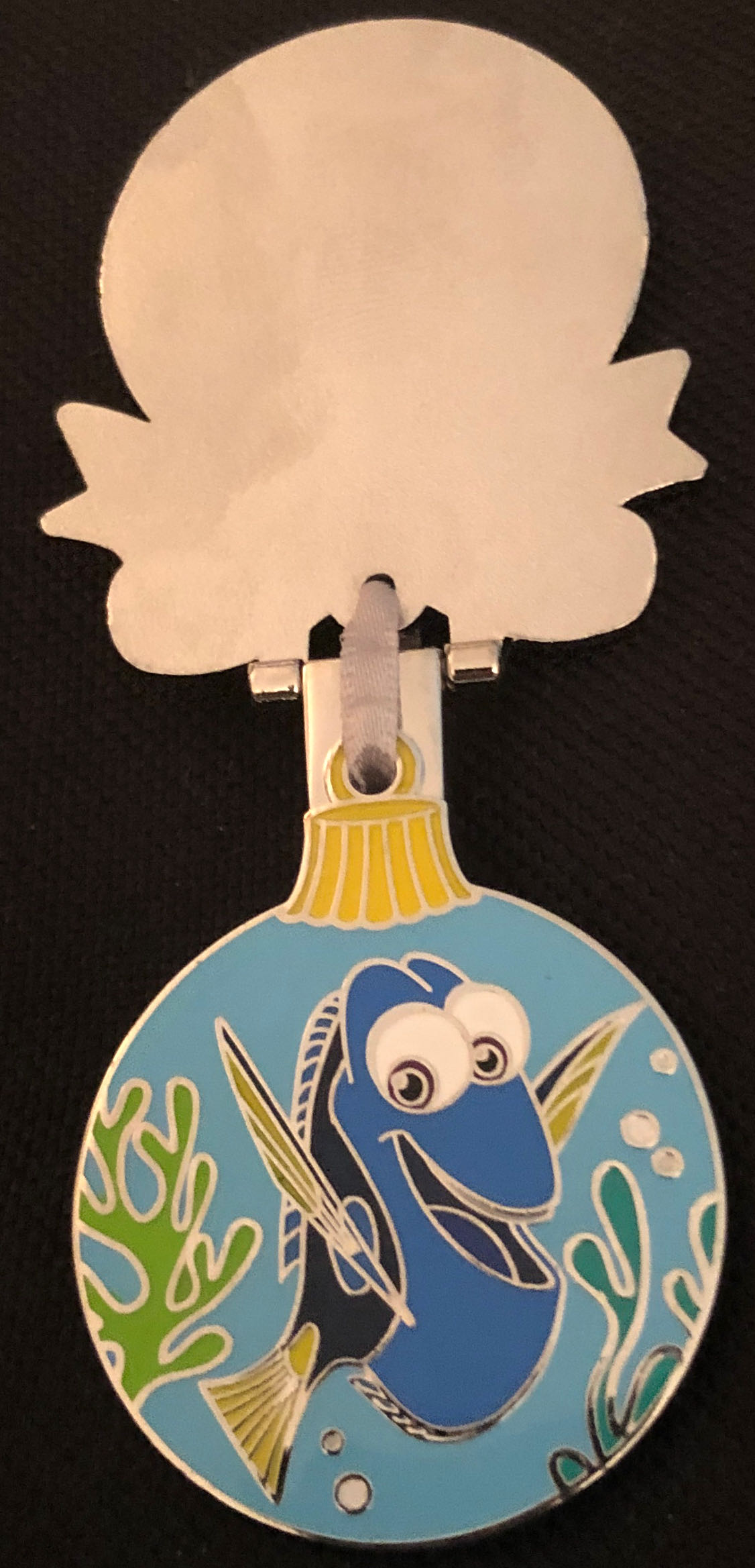 Caribbean Beach Resort - Christmas 2018  pin collectible - Main Image 2