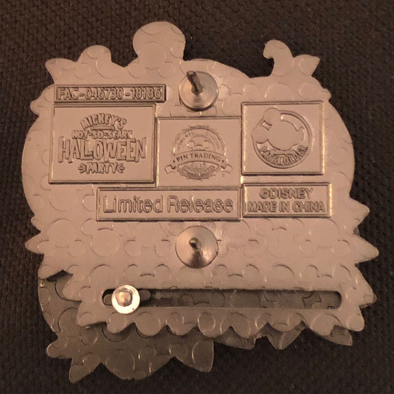 Mickey’s Not So Scary Halloween Party 2018 - Passholder Orange Bird - Disney pin collectible - Main Image 3