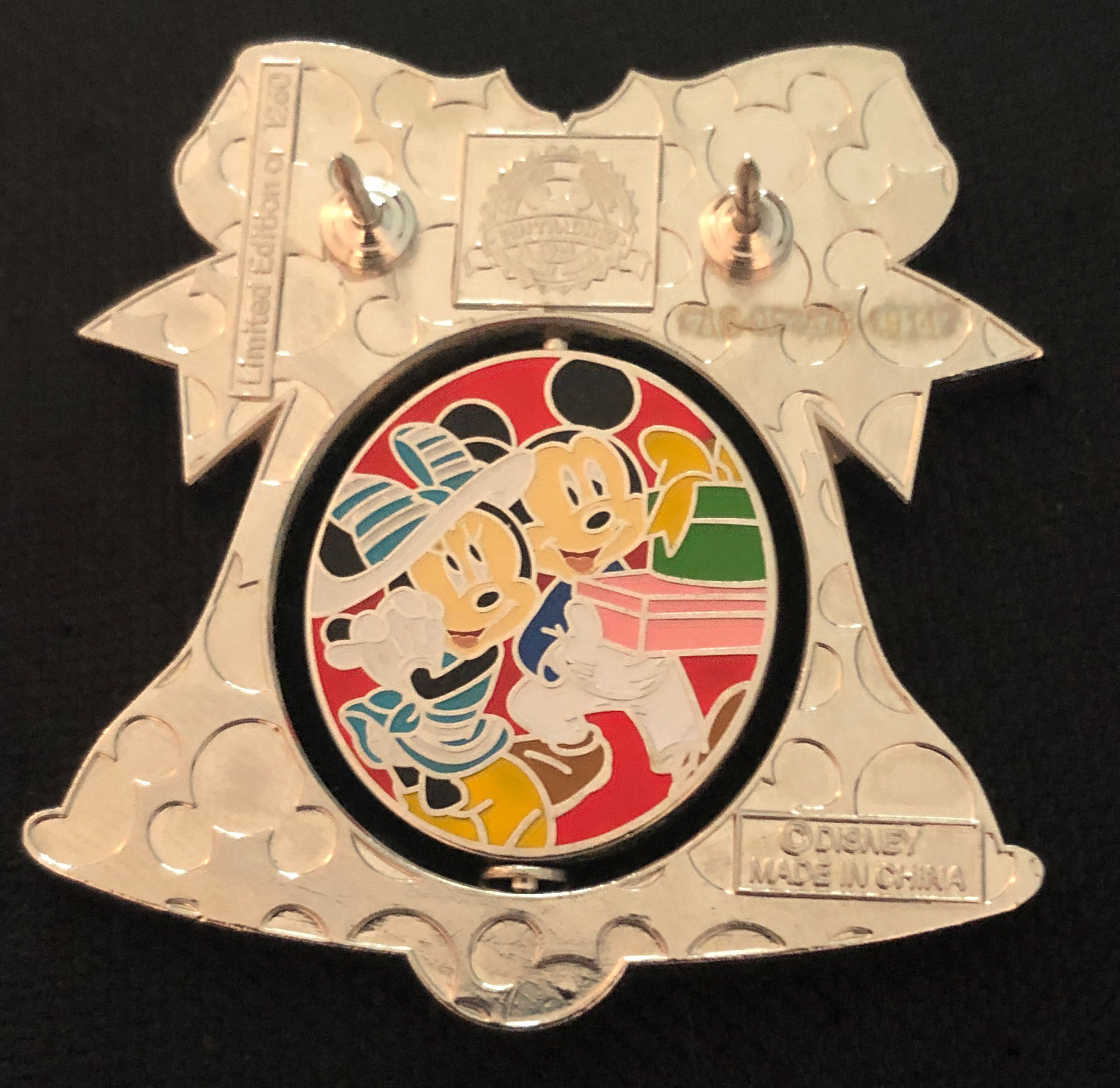 Yacht Club Resort - Christmas 2019  pin collectible - Main Image 3
