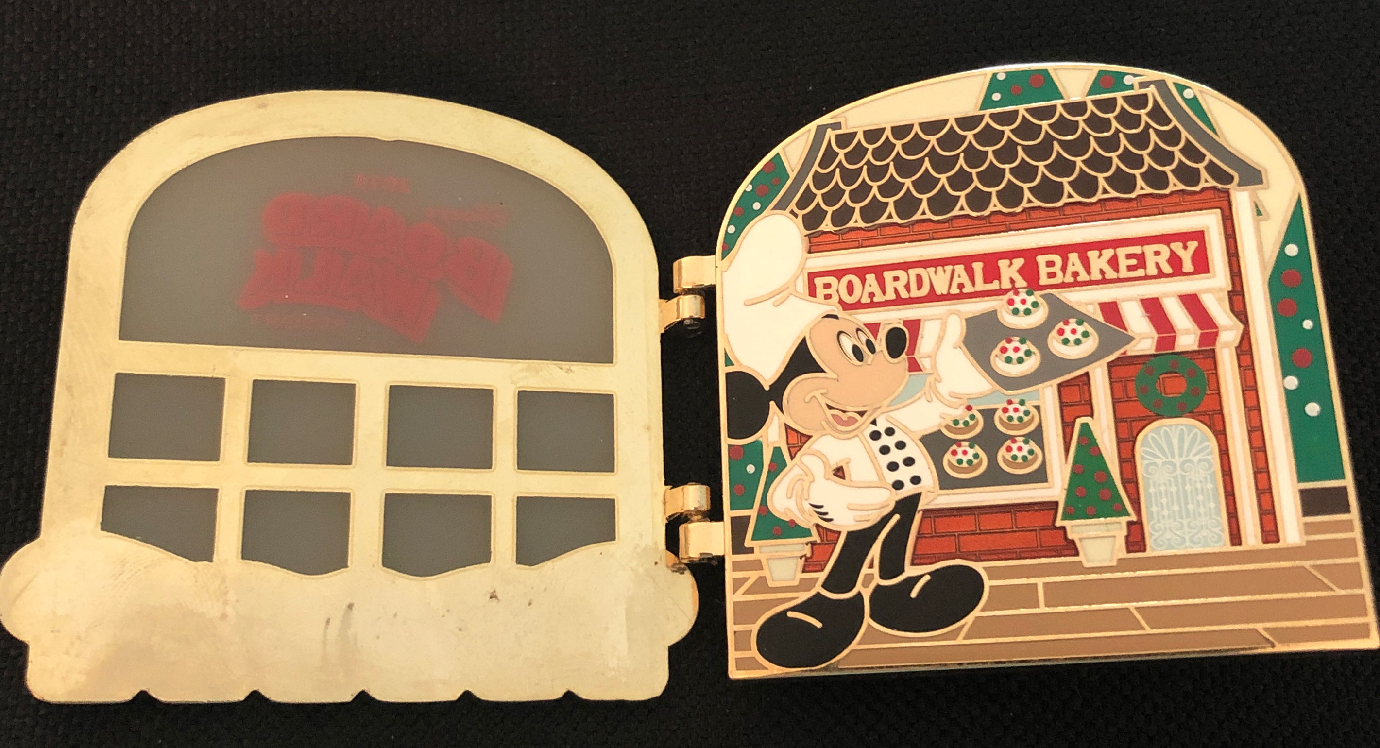 Boardwalk Resort - Gingerbread House 2019  pin collectible - Main Image 2