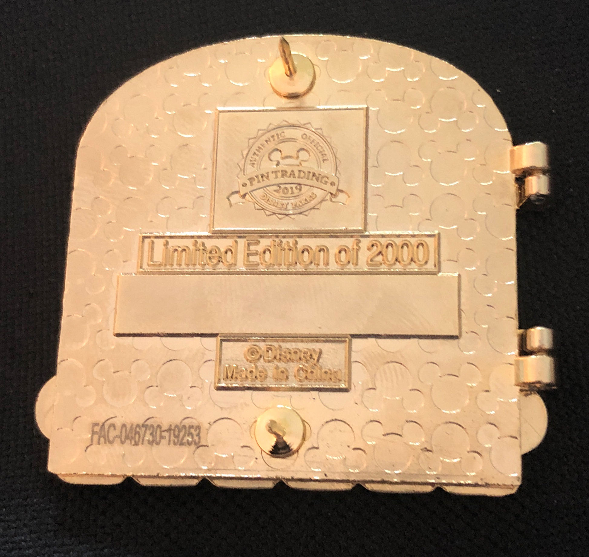 Boardwalk Resort - Gingerbread House 2019  pin collectible - Main Image 3