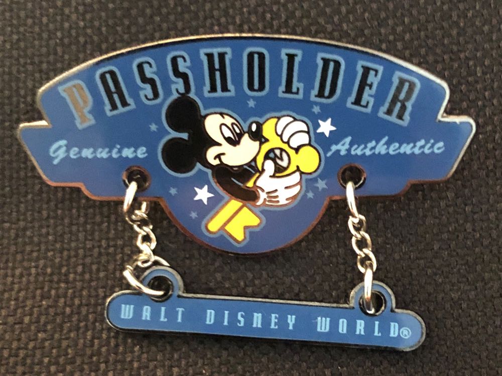 2013 Hidden Mickey Series - Wilderness Explorer