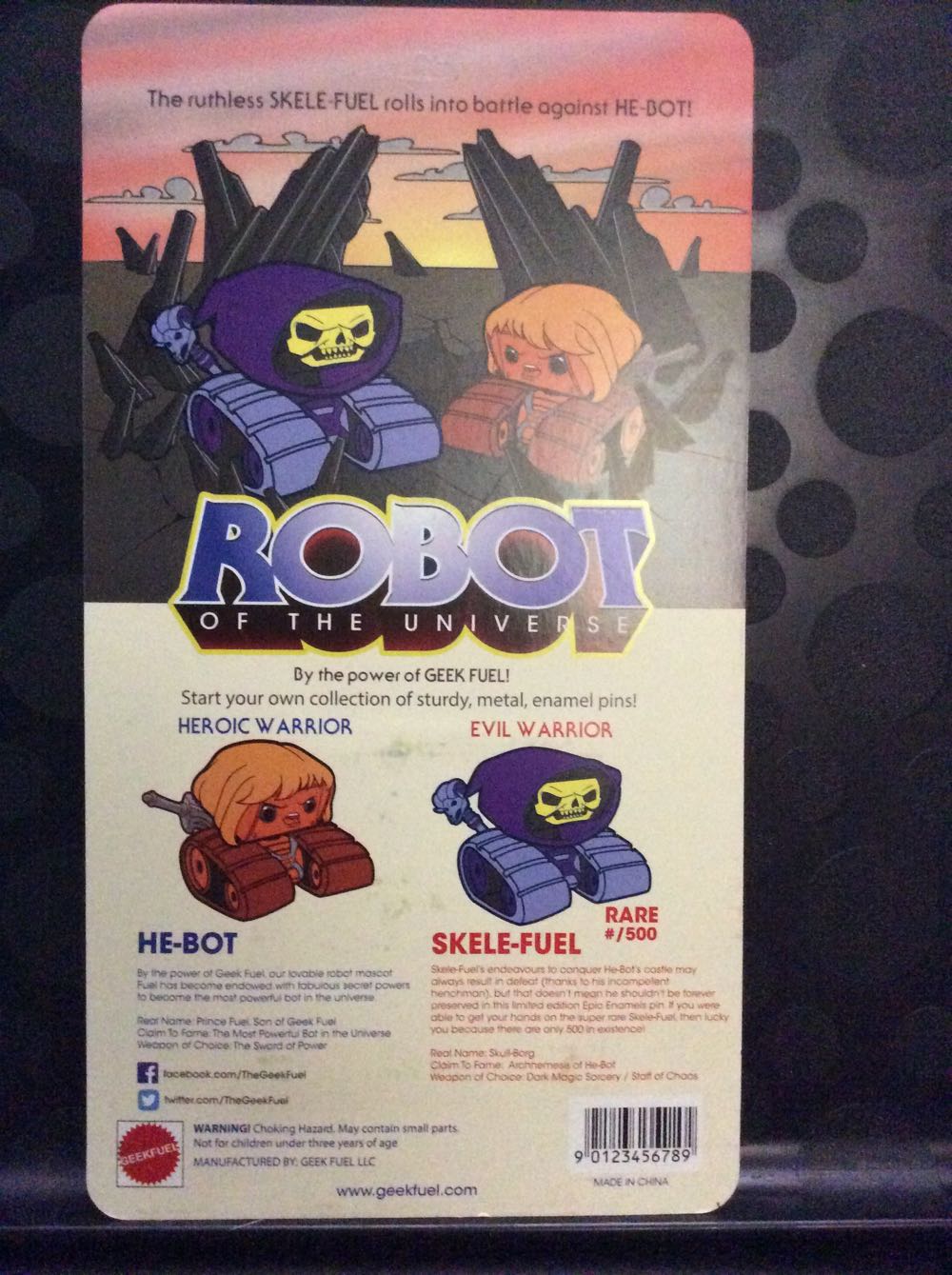 Epic Enamels: Robot of the Universe - Metal Enamel pin collectible - Main Image 3