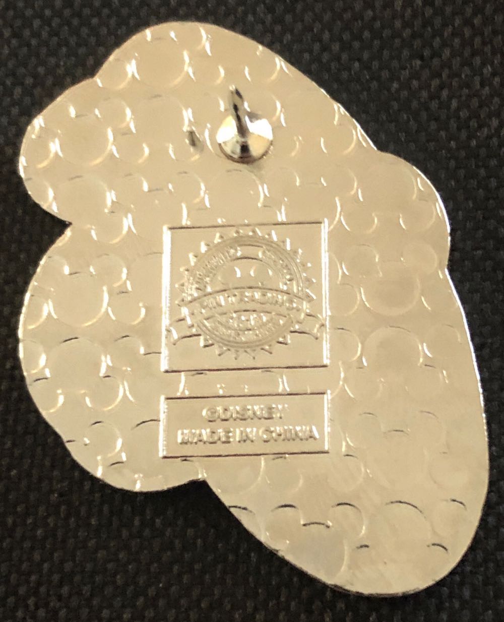 World Showcase - Mickey  pin collectible - Main Image 2