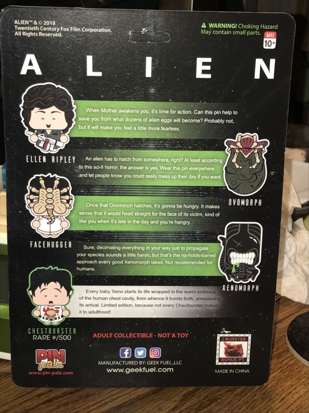 Pin Palz - Alien - Nickel Plated Zinc & Enamel pin collectible - Main Image 2