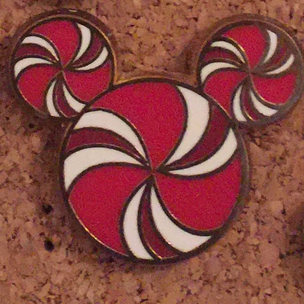 Wdw Hidden Mickey 2007 Muppet Collection Rolf Error