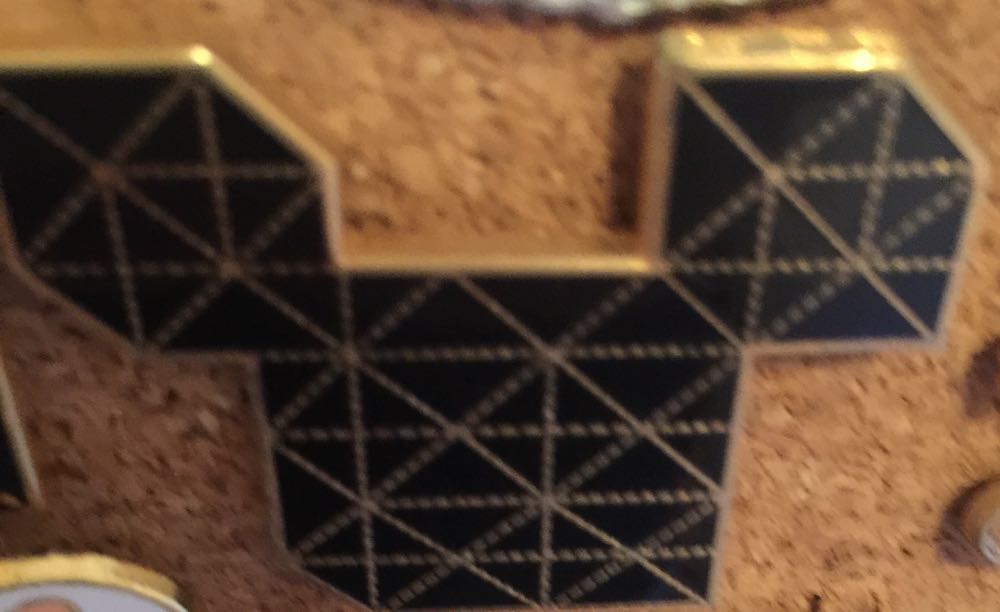 Mickey Love Hands Heart