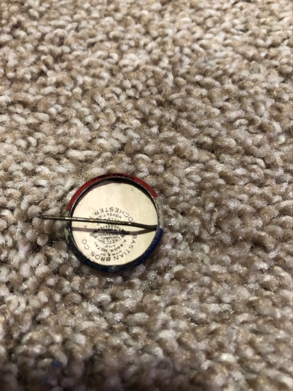 HOO-92  pin collectible - Main Image 2