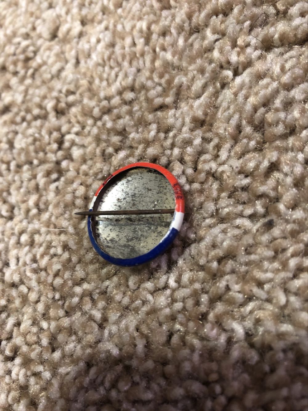 EIS-141  pin collectible - Main Image 2