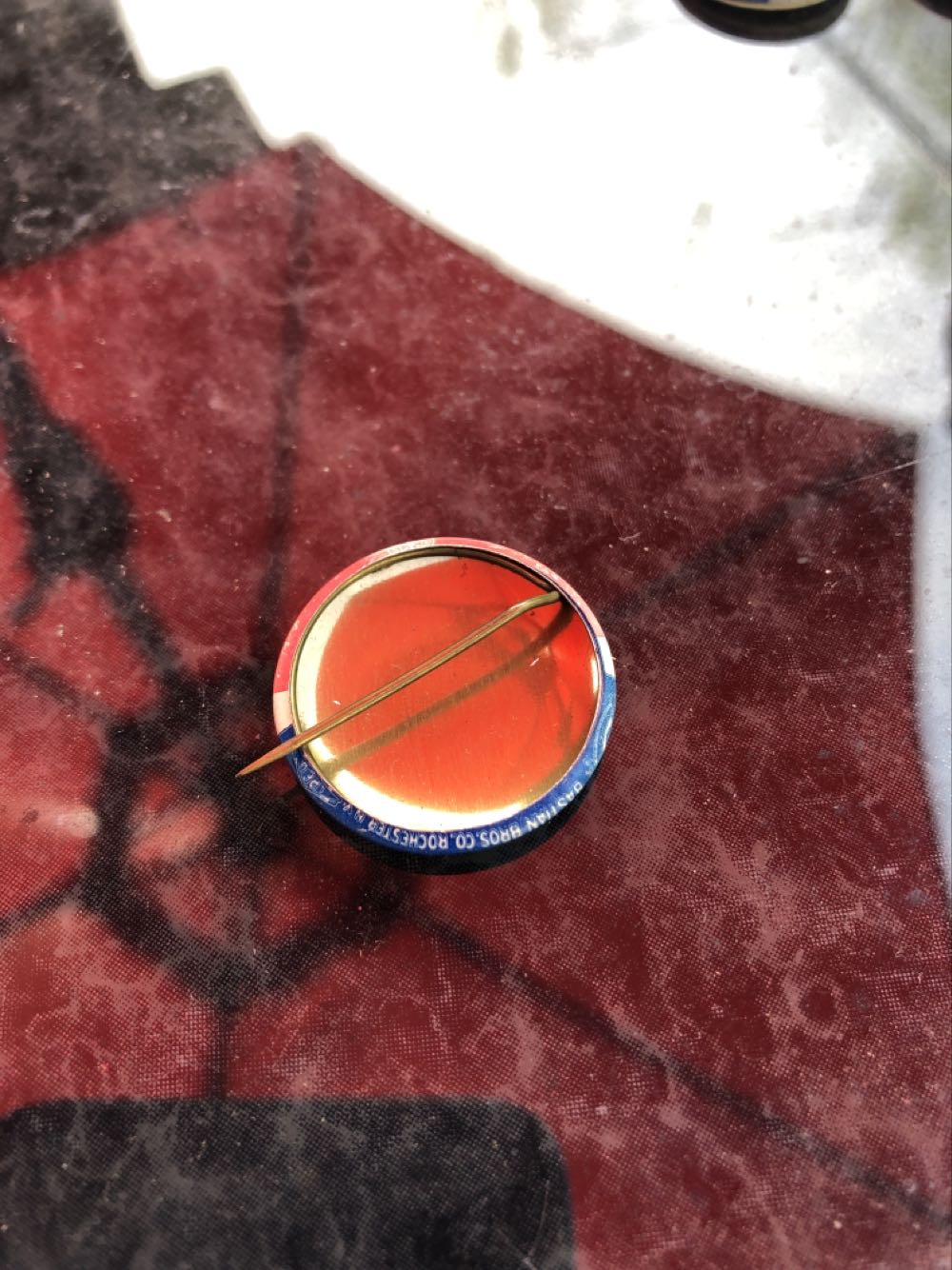 GOL-2194  pin collectible - Main Image 2