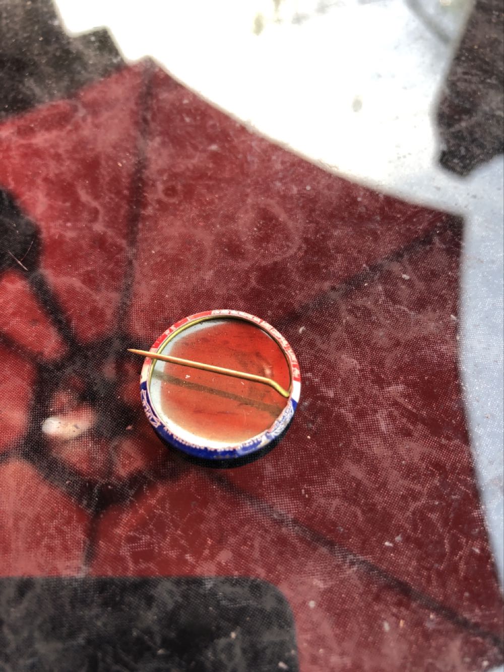 JOH-2184  pin collectible - Main Image 2