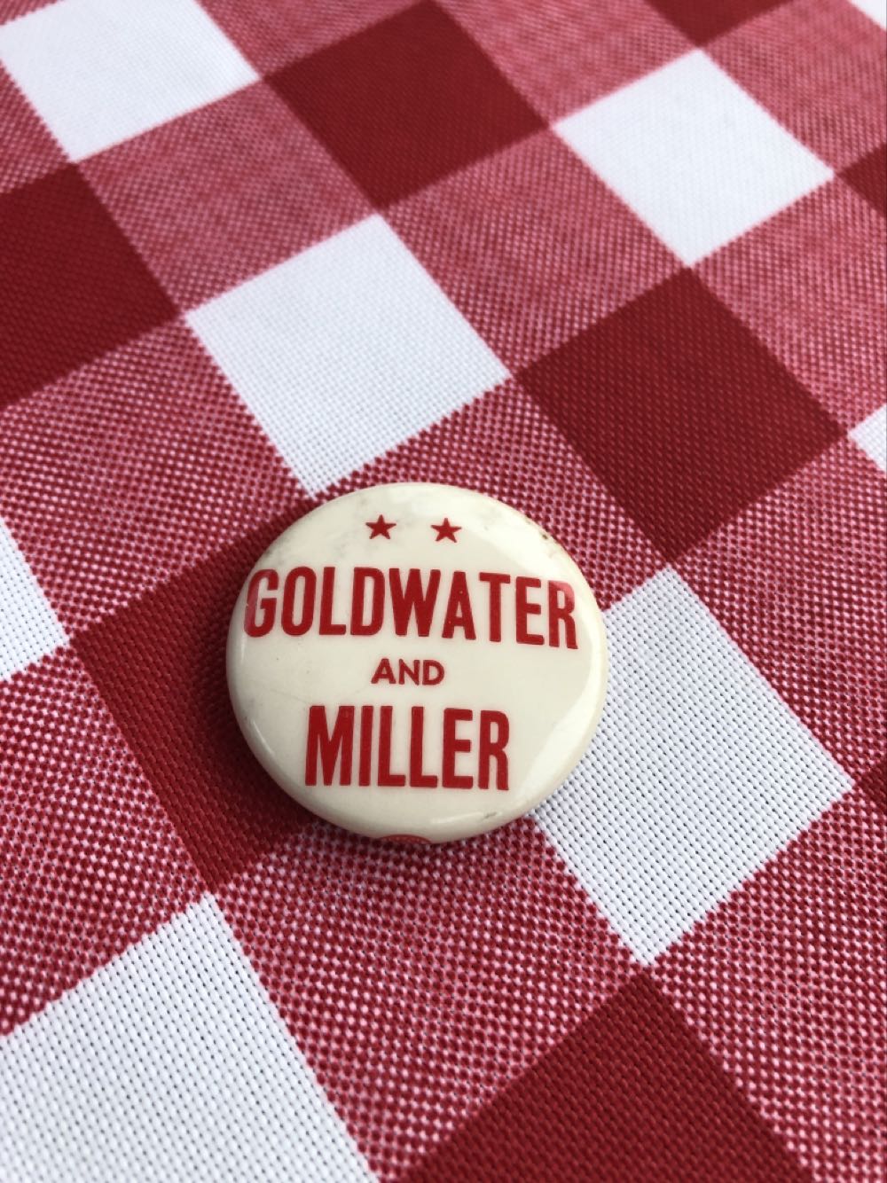 GOL-A  pin collectible - Main Image 1