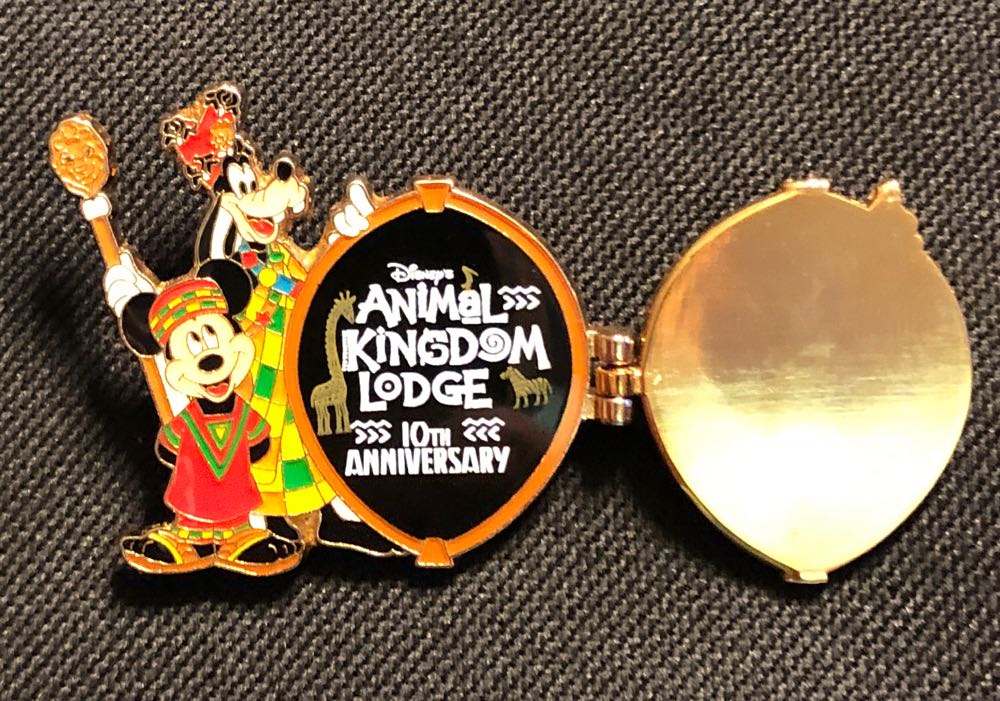 Animal Kingdom Lodge - 10th Anniversary  pin collectible - Main Image 2