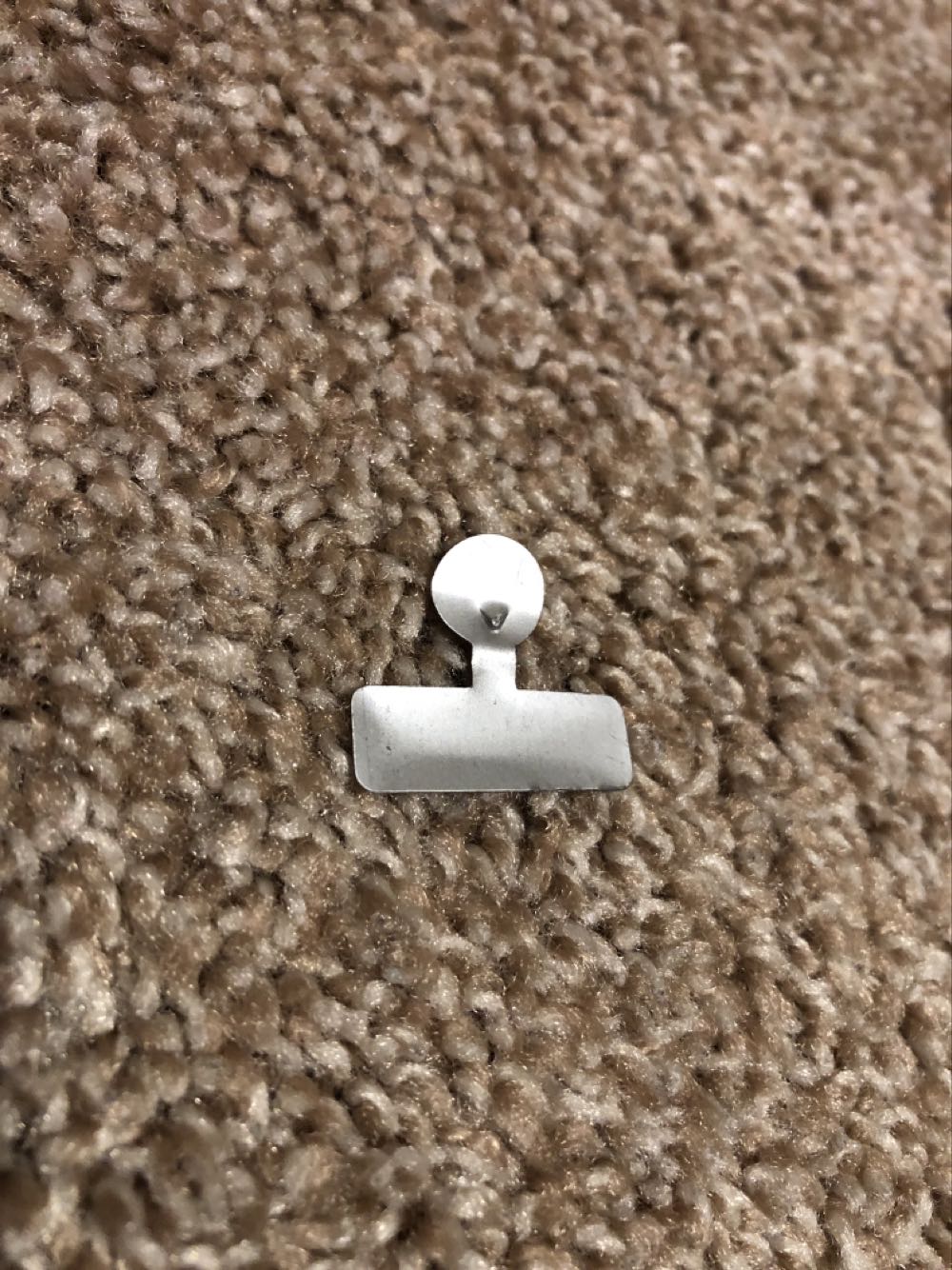 EIS-2201  pin collectible - Main Image 2