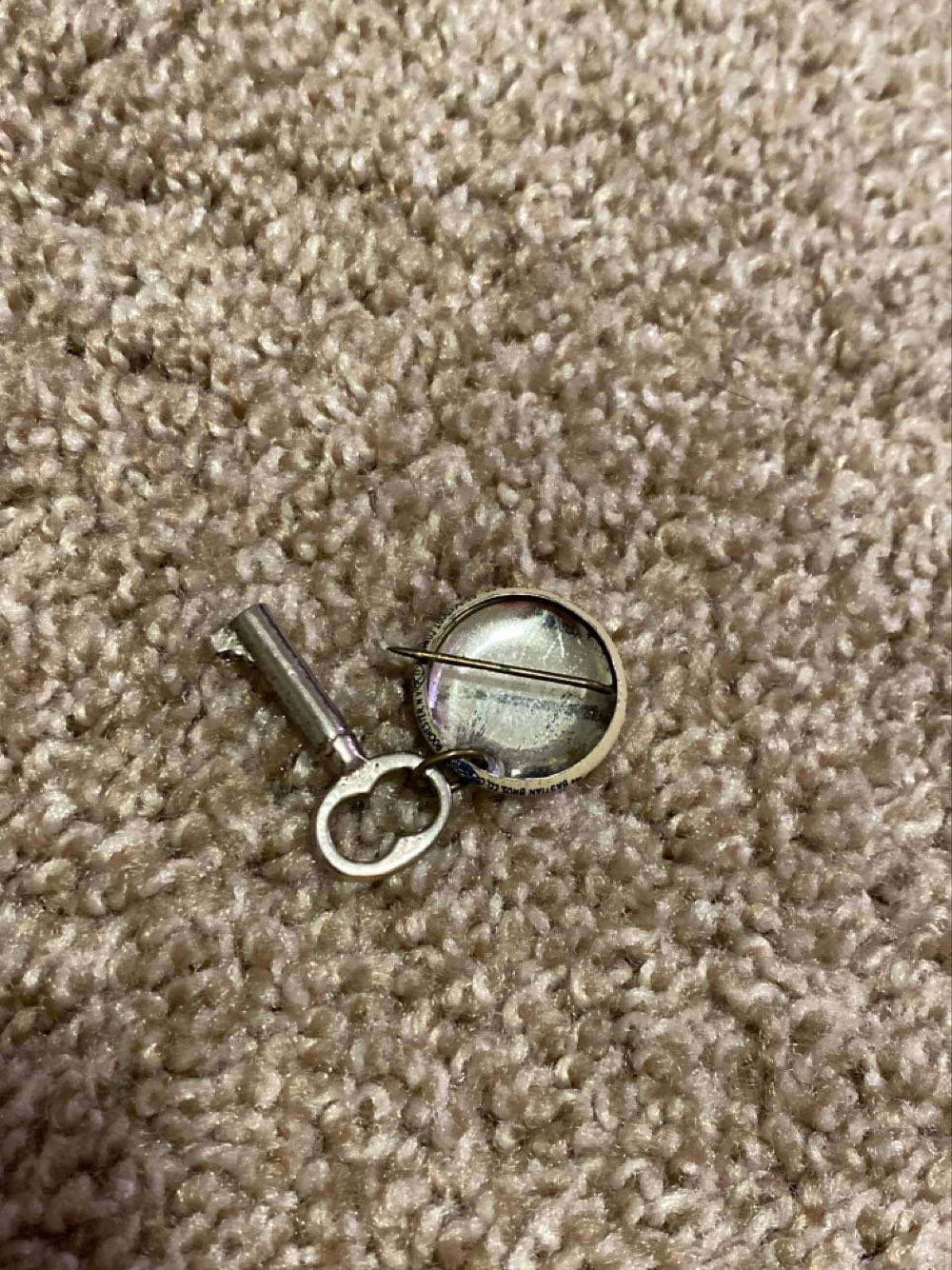 WIL-128  pin collectible - Main Image 2