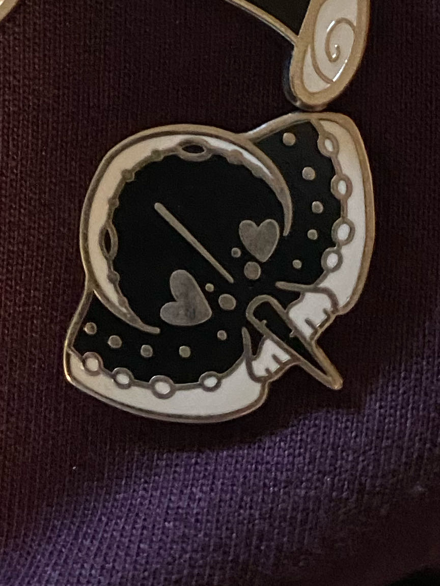 Butterfly Ray Sidekick  pin collectible - Main Image 2