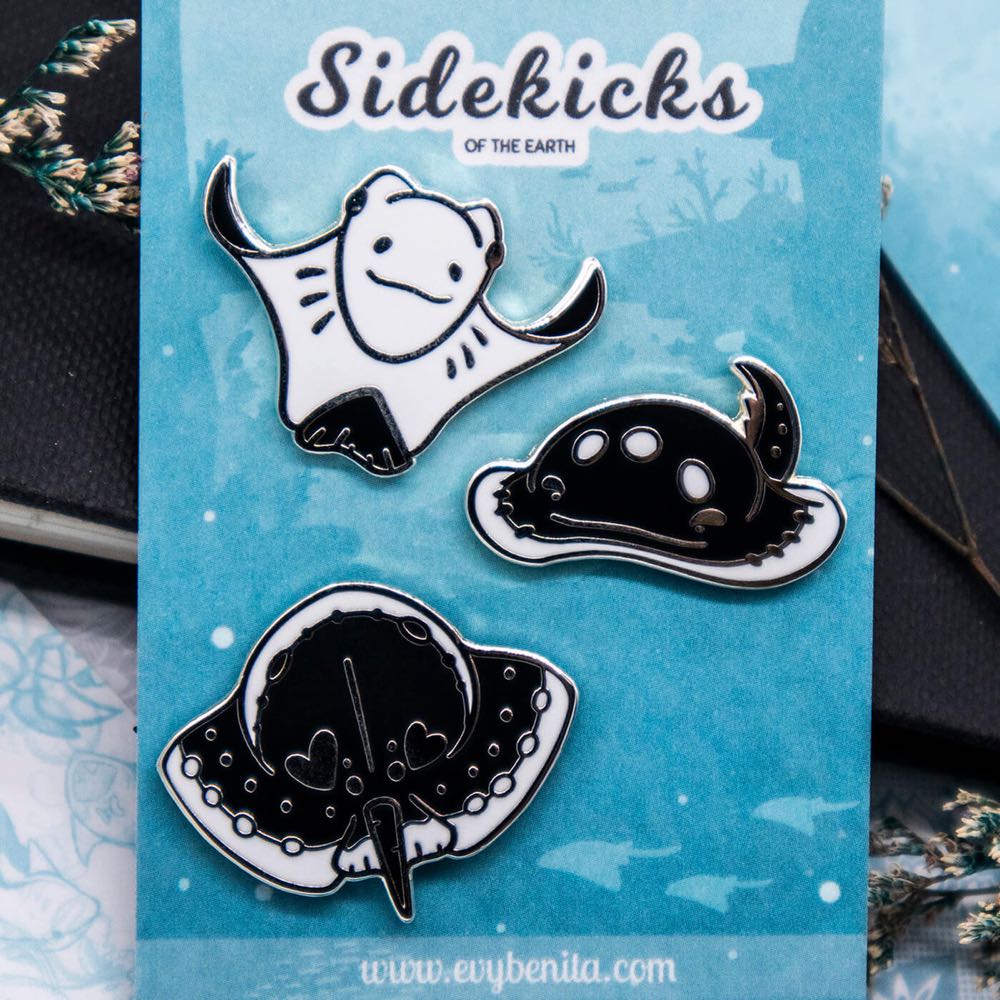 Butterfly Ray Sidekick  pin collectible - Main Image 3