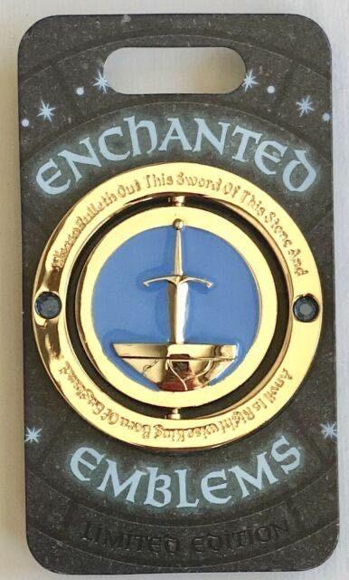 Enchanted Emblems Sword In The Stone - Spinner pin collectible [Barcode 400919116807] - Main Image 2