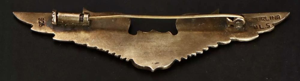 Peru Air Force Pilot - Pinback pin collectible - Main Image 2