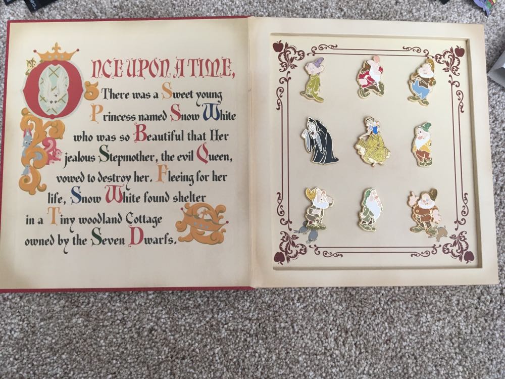 Disney Store Uk - 2016 Snow White Pin Set Ltd Edition 500  pin collectible - Main Image 2
