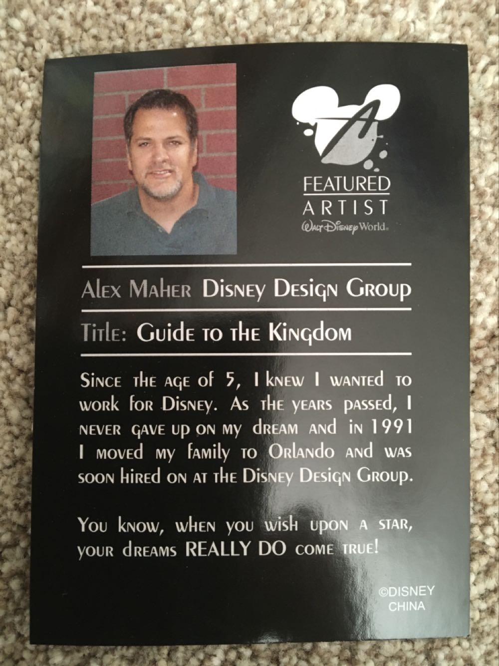 Disney - Featured Artist Jimney Cricket - Ltd Edition 750  pin collectible - Main Image 3