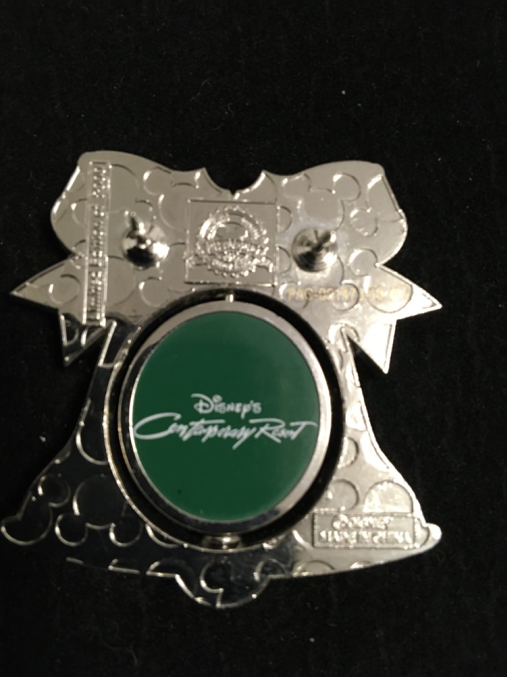 Resorts - Contemporary Resort Christmas 2019 Tinkerbell Ltd Edition 2000  pin collectible - Main Image 2