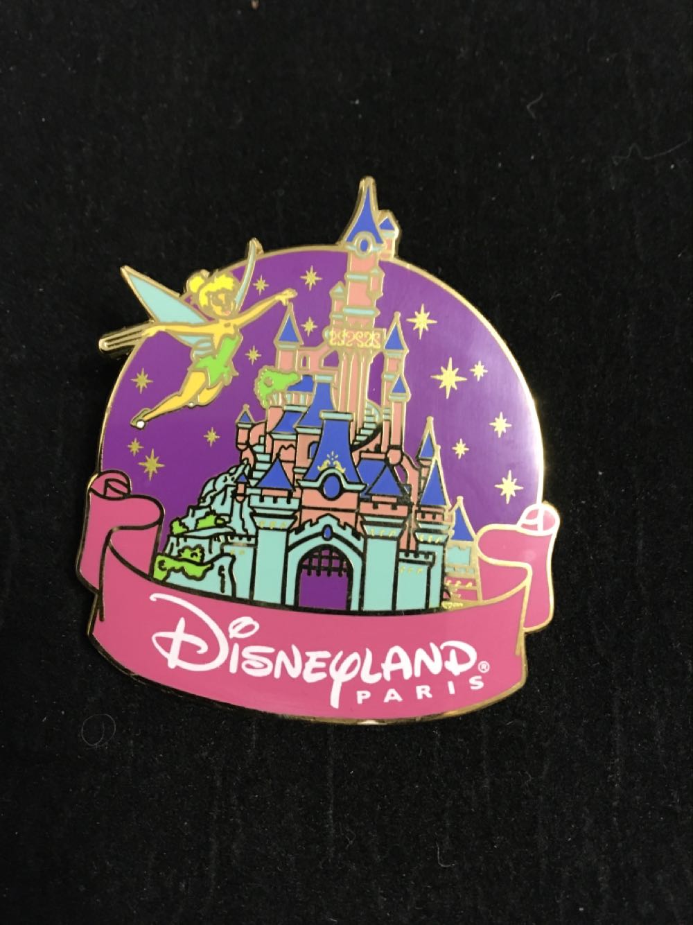 Tinkerbell - Disneyland Paris Over The Castle  pin collectible - Main Image 1