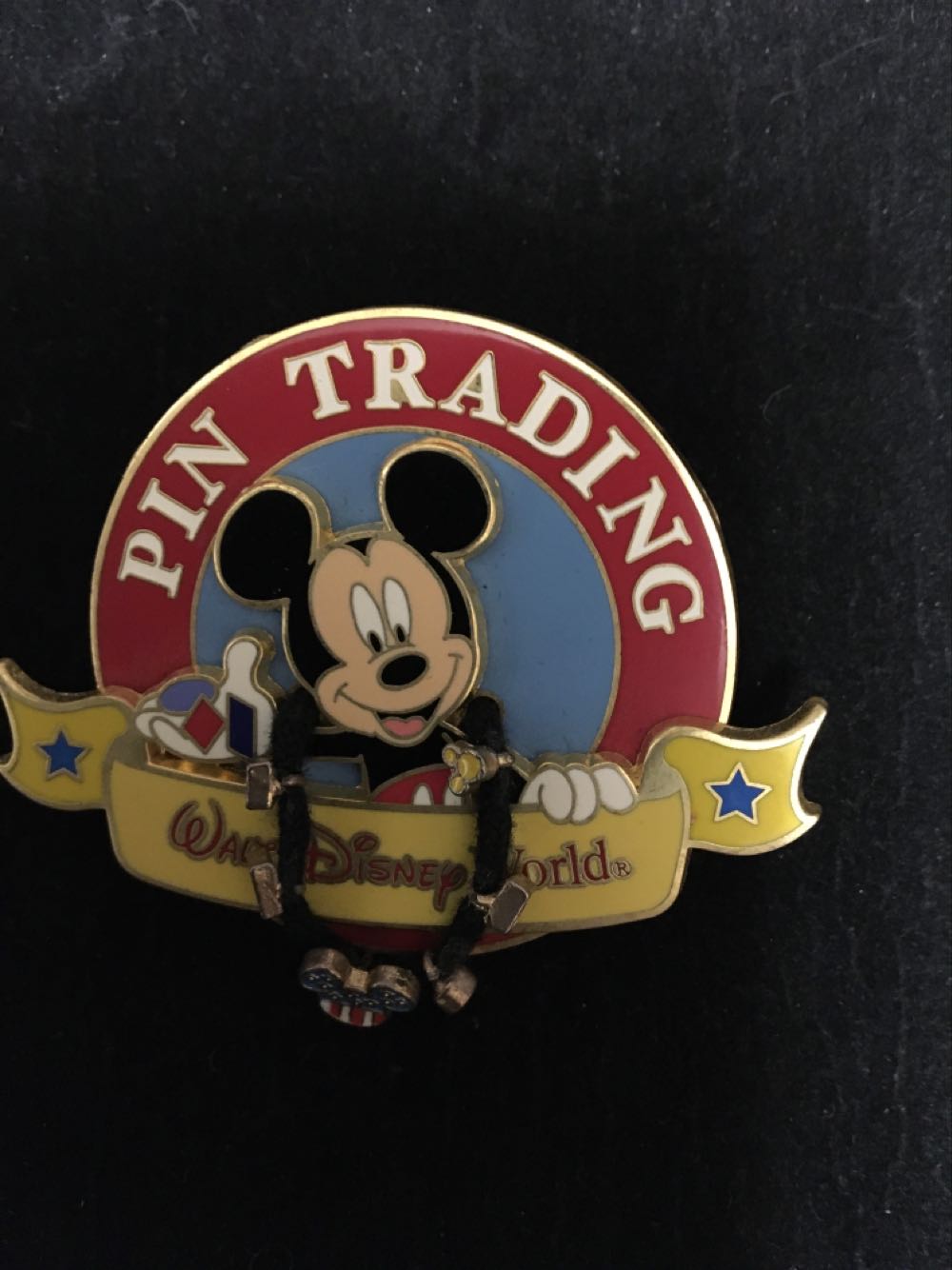 Pin Trading - WDW Mickey With Lanyard  pin collectible - Main Image 1