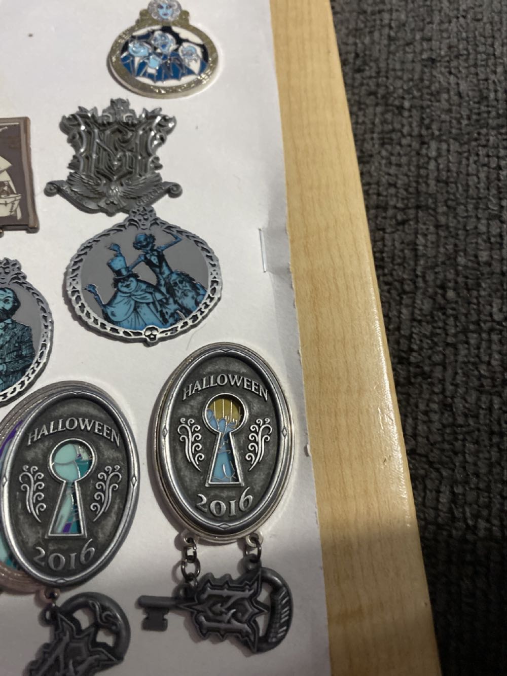 Disney Land Medal - Minnie Mouse