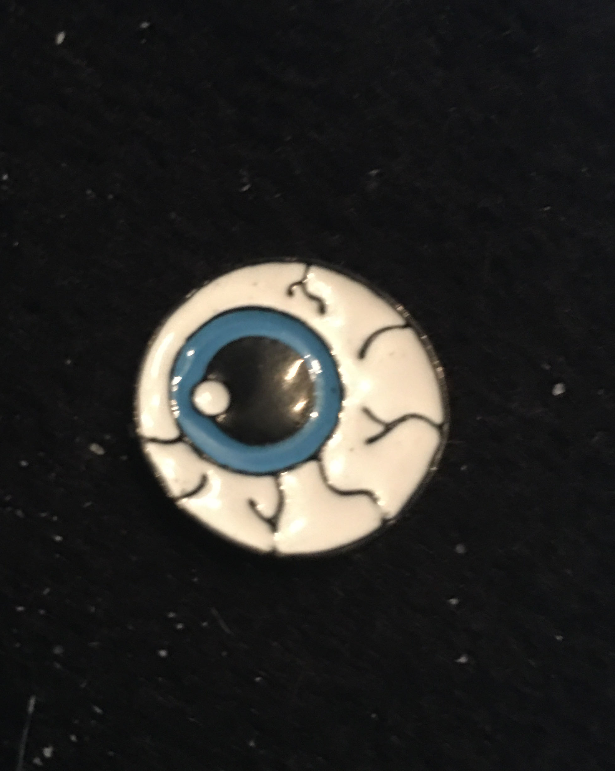 Blue Eye Pin  pin collectible [Barcode 2042001] - Main Image 3
