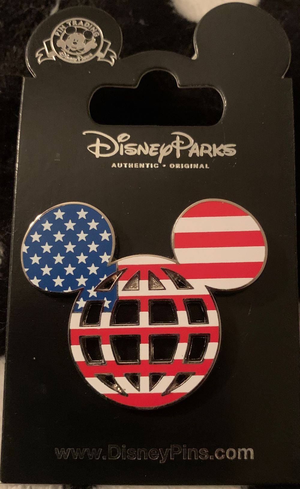 Mickey Mouse Head American Flag - Disney Pin pin collectible - Main Image 1