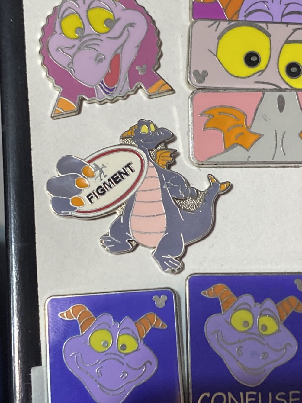 Mickey Mouse Pin – Happy Birthday