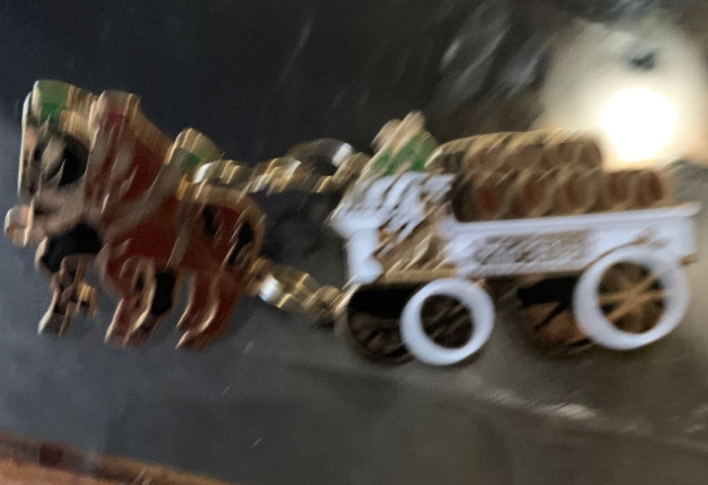 Chip & Dale - In Space Suits