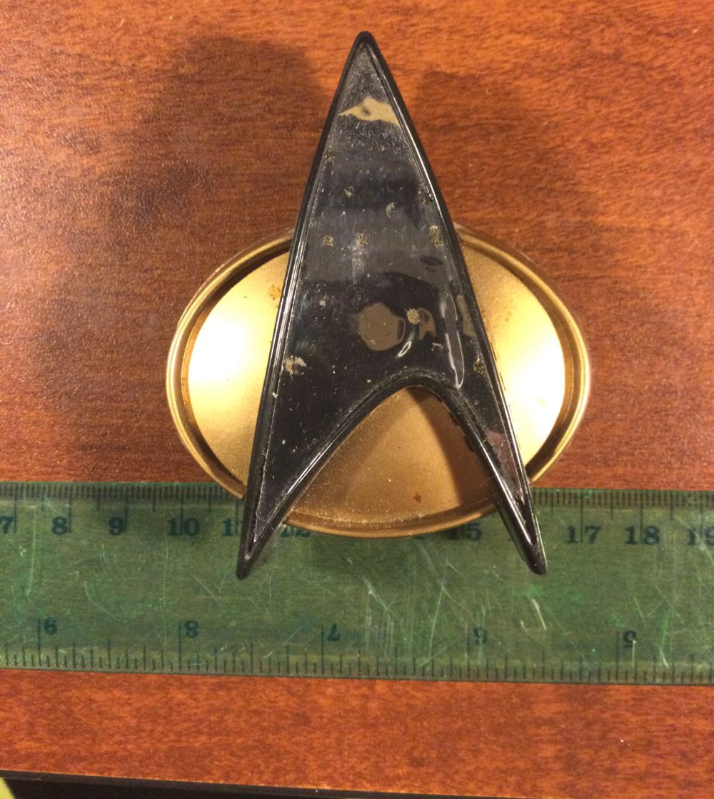 Star Trek Communicator - Ensignia pin collectible - Main Image 2