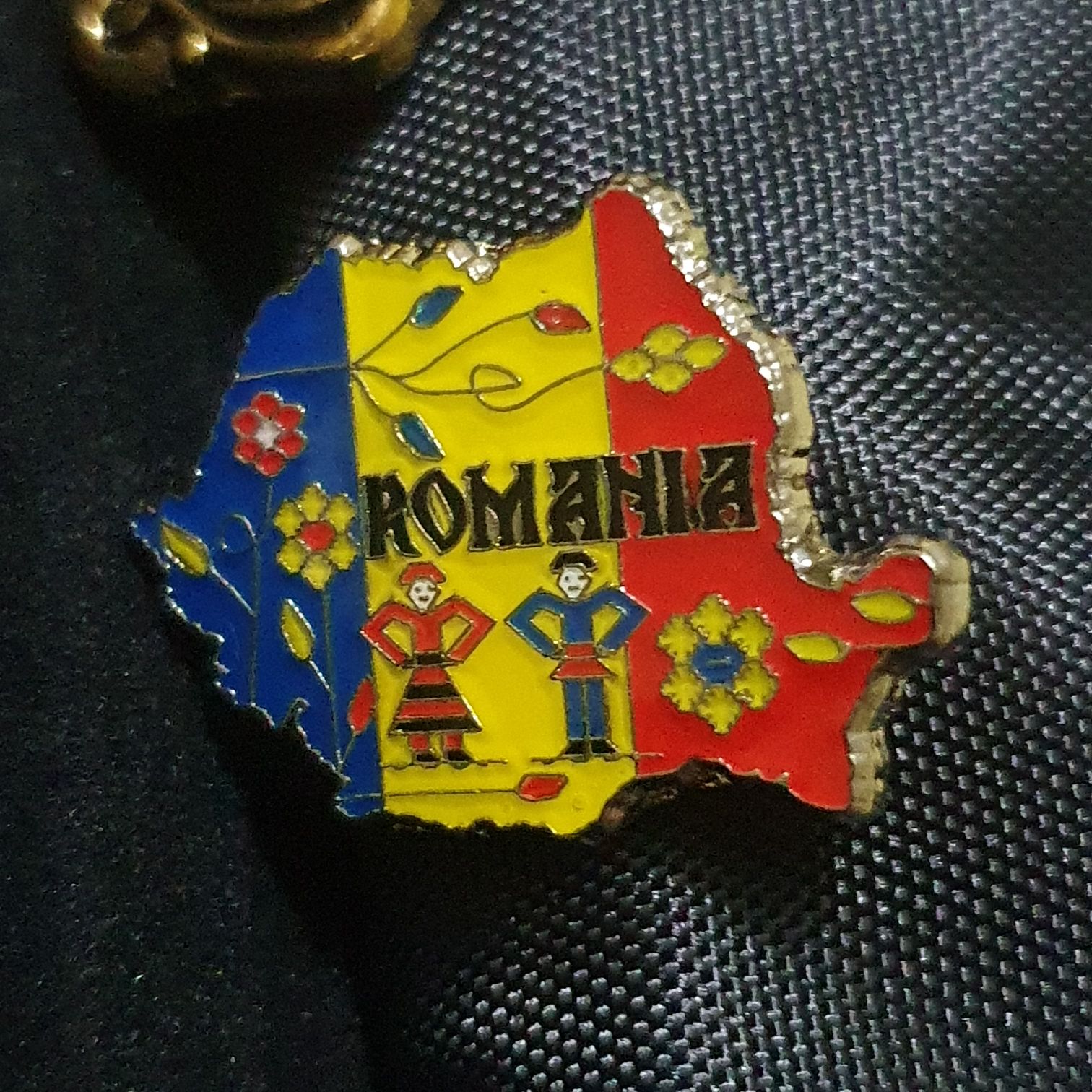 Romania  pin collectible - Main Image 2