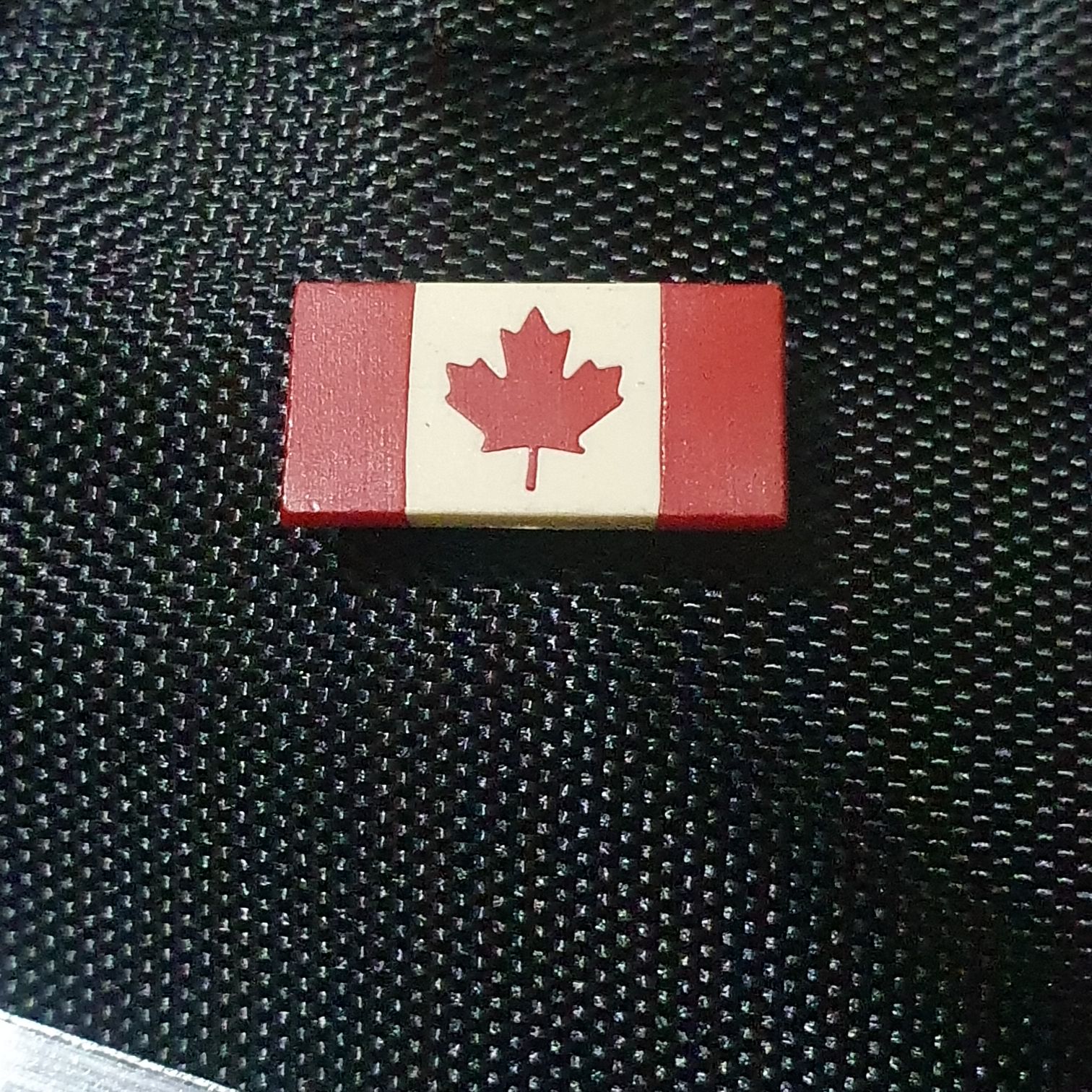 Canada  pin collectible - Main Image 2