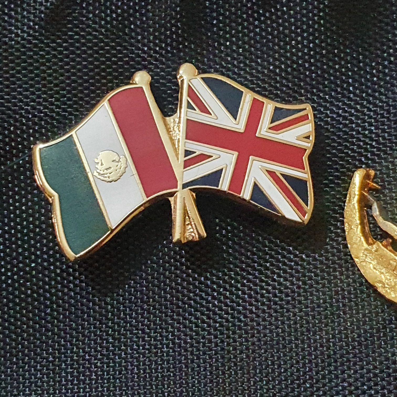 México-Reino Unido  pin collectible - Main Image 2