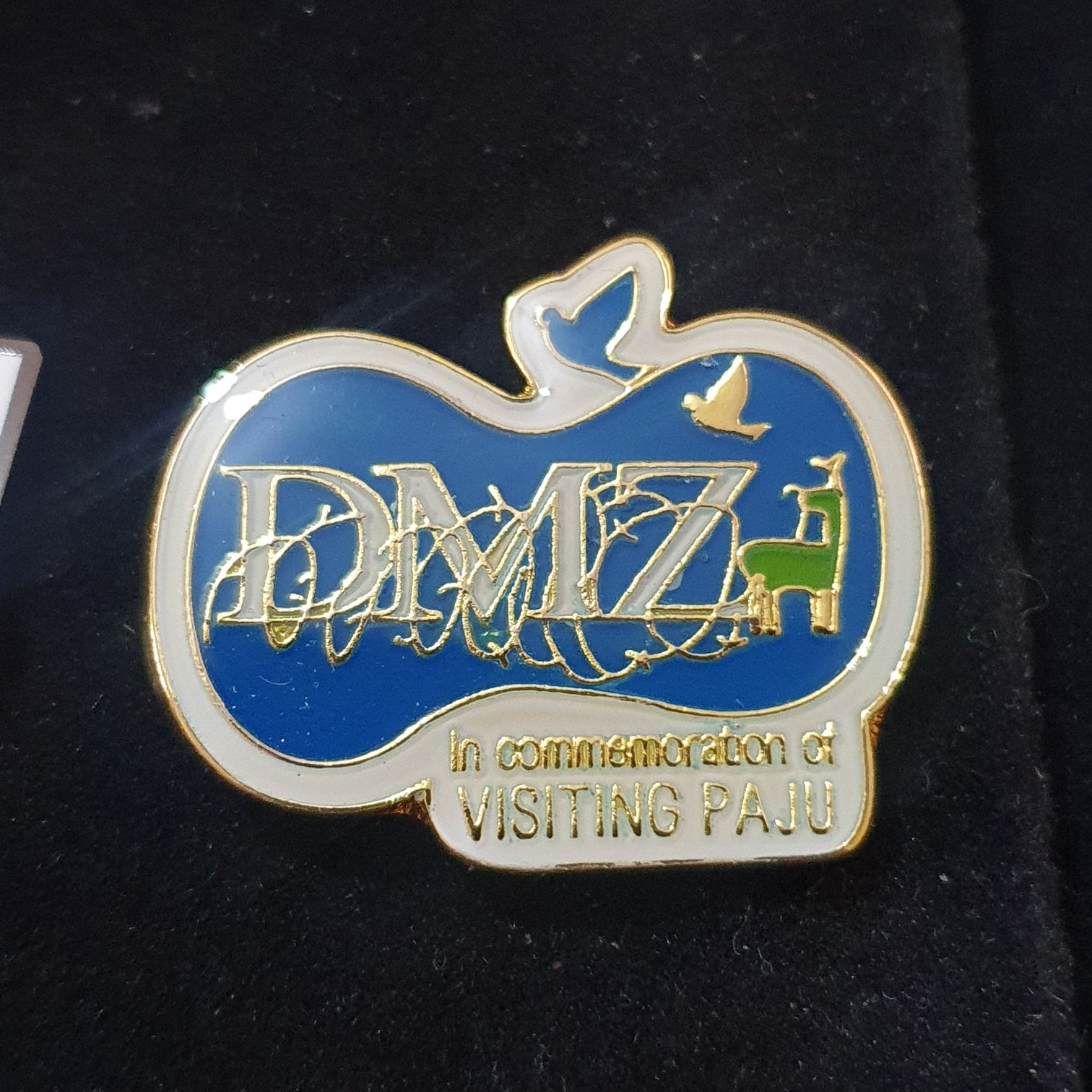 DMZ  pin collectible - Main Image 2