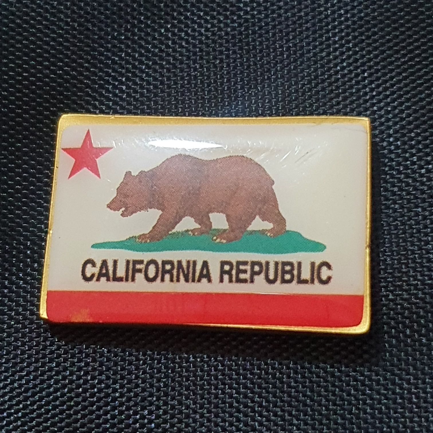 California Republic  pin collectible - Main Image 2