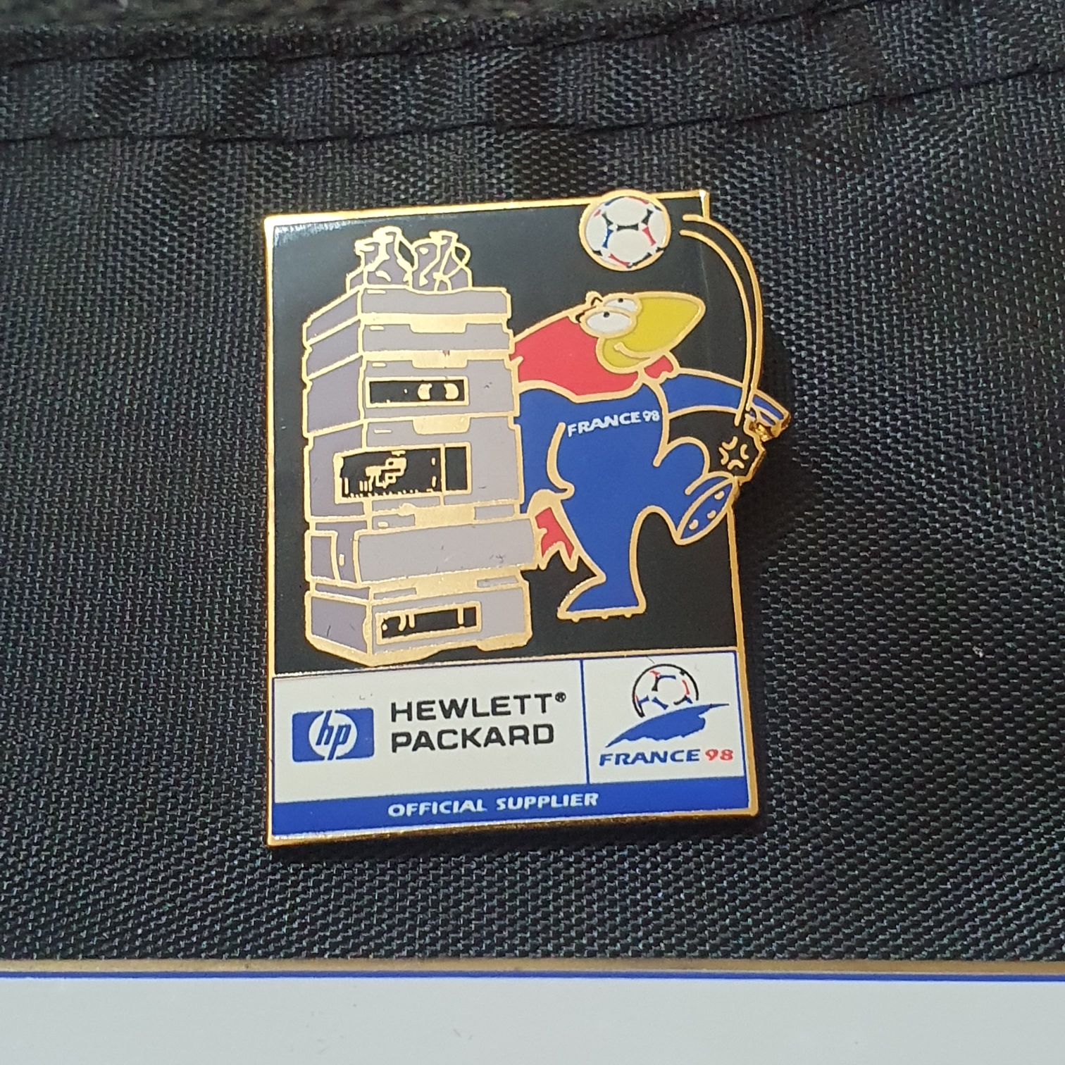 World Cup France 98  pin collectible - Main Image 2