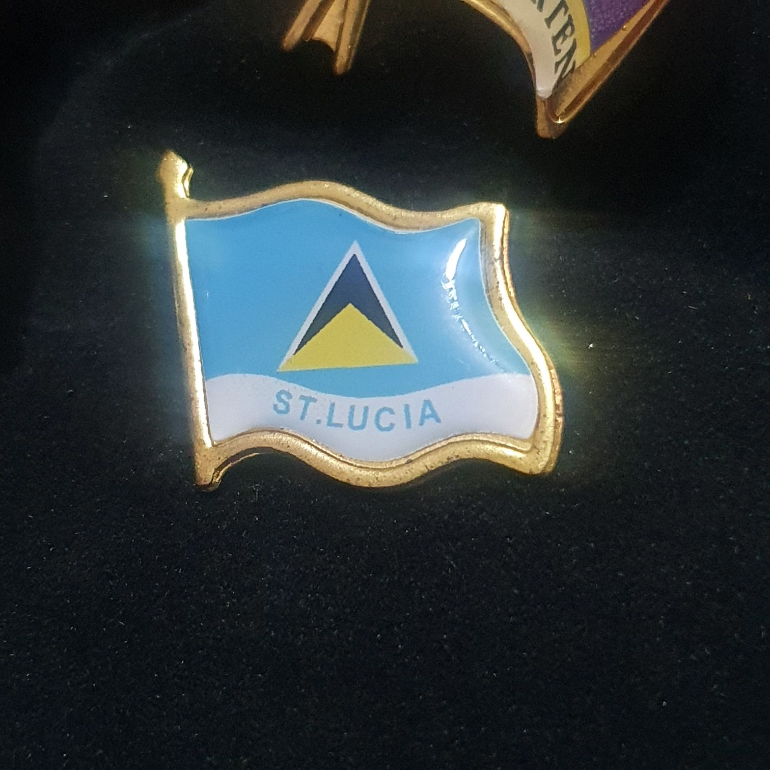 St. Lucia  pin collectible - Main Image 2