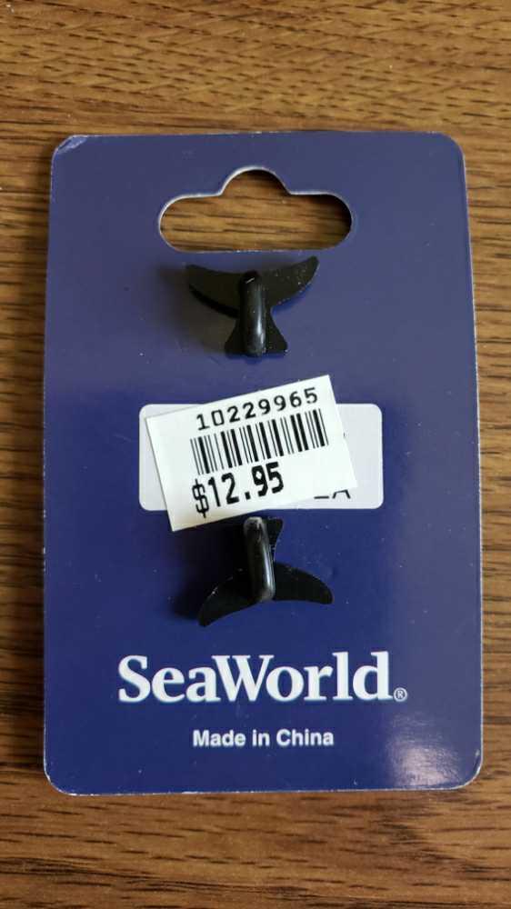 Sea World: One Ocean Inaugural Show 2011  pin collectible [Barcode 10229965] - Main Image 3