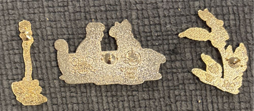 The Little Mermaid Kiss The Girl - Disney pin collectible [Barcode 465054731391] - Main Image 2