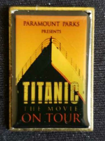 Little Mermaid - Ariel Holding A Pink Lily