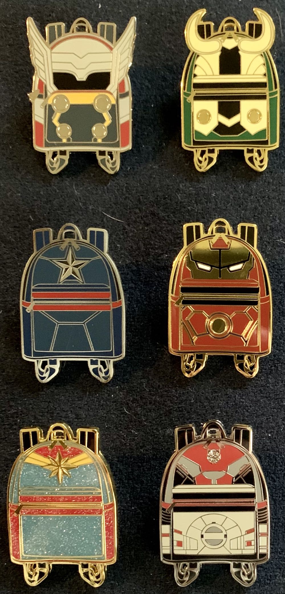 Marvel Backpack - Captain Marvel Chaser - Glitter pin collectible - Main Image 2