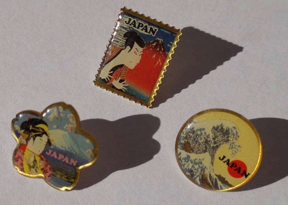 Japan  pin collectible - Main Image 2