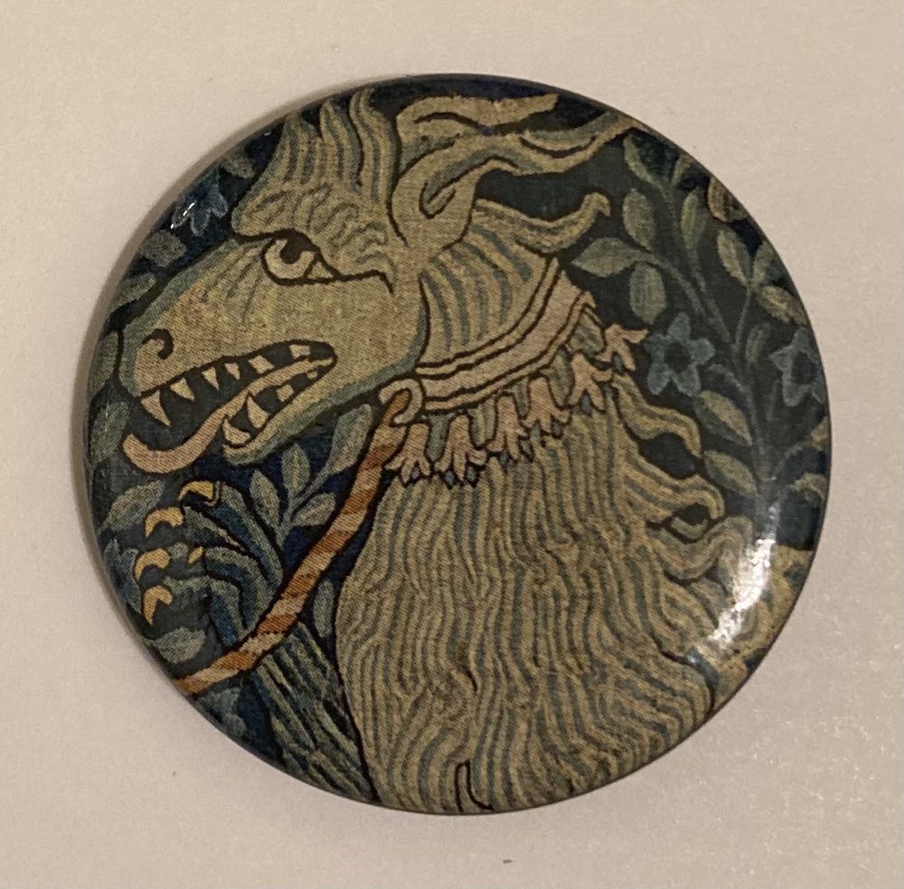 The Met - Button pin collectible - Main Image 2