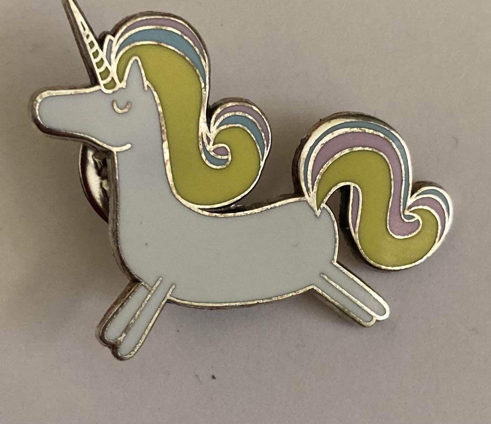 Unicorn - Button pin collectible - Main Image 2