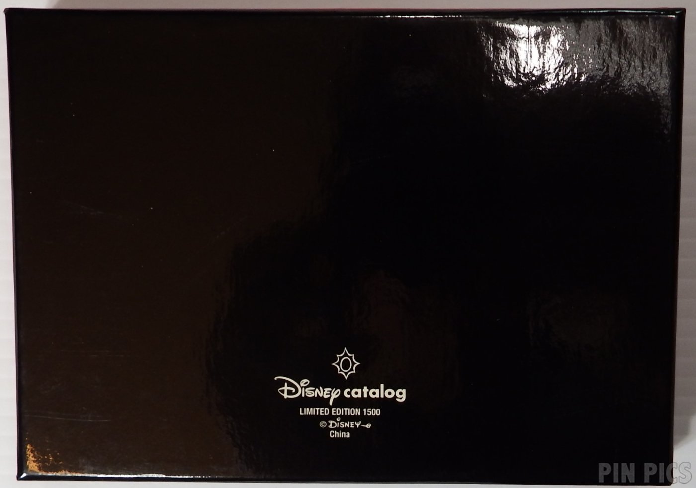 Disney Catalog - The Lion King Boxed Pin Set - 10th Anniversary  pin collectible - Main Image 3